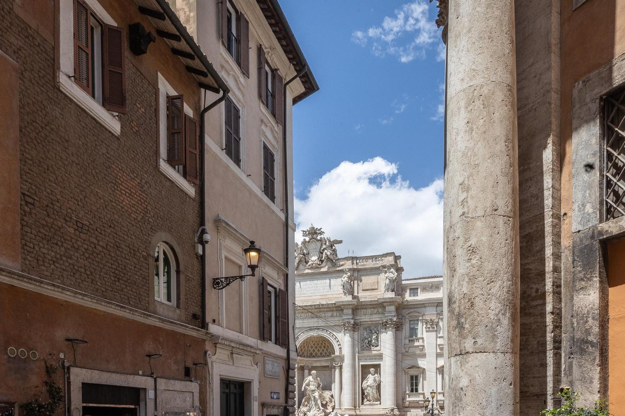 Luxury Suite Trevi Roma Exterior foto